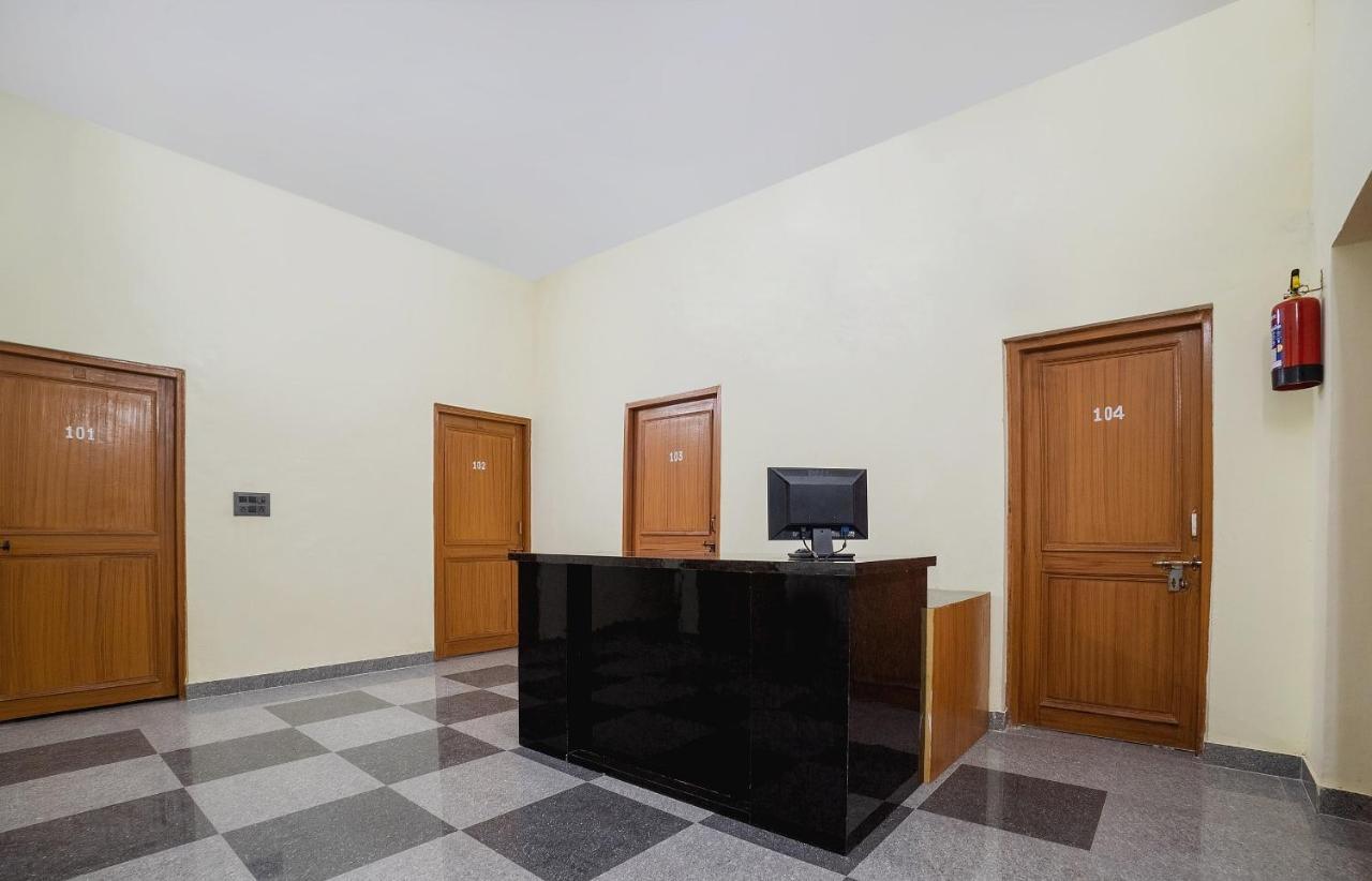 Hotel O Home Gautam Homestay Dehradun Esterno foto
