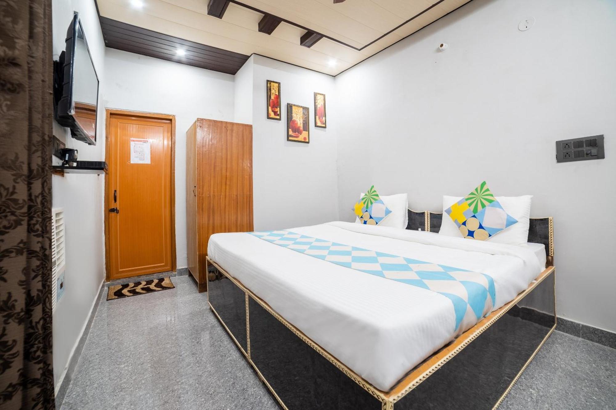 Hotel O Home Gautam Homestay Dehradun Esterno foto