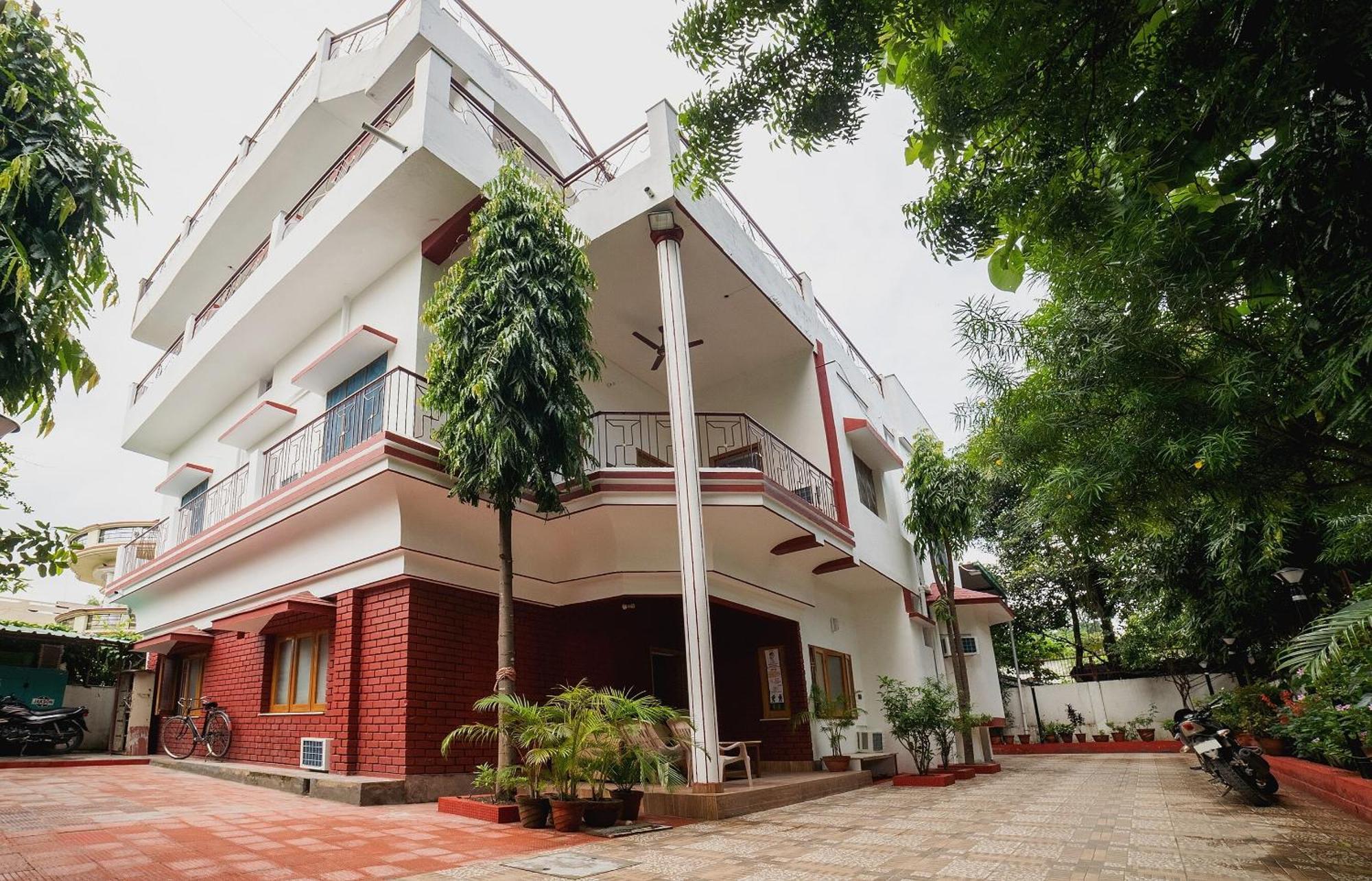 Hotel O Home Gautam Homestay Dehradun Esterno foto