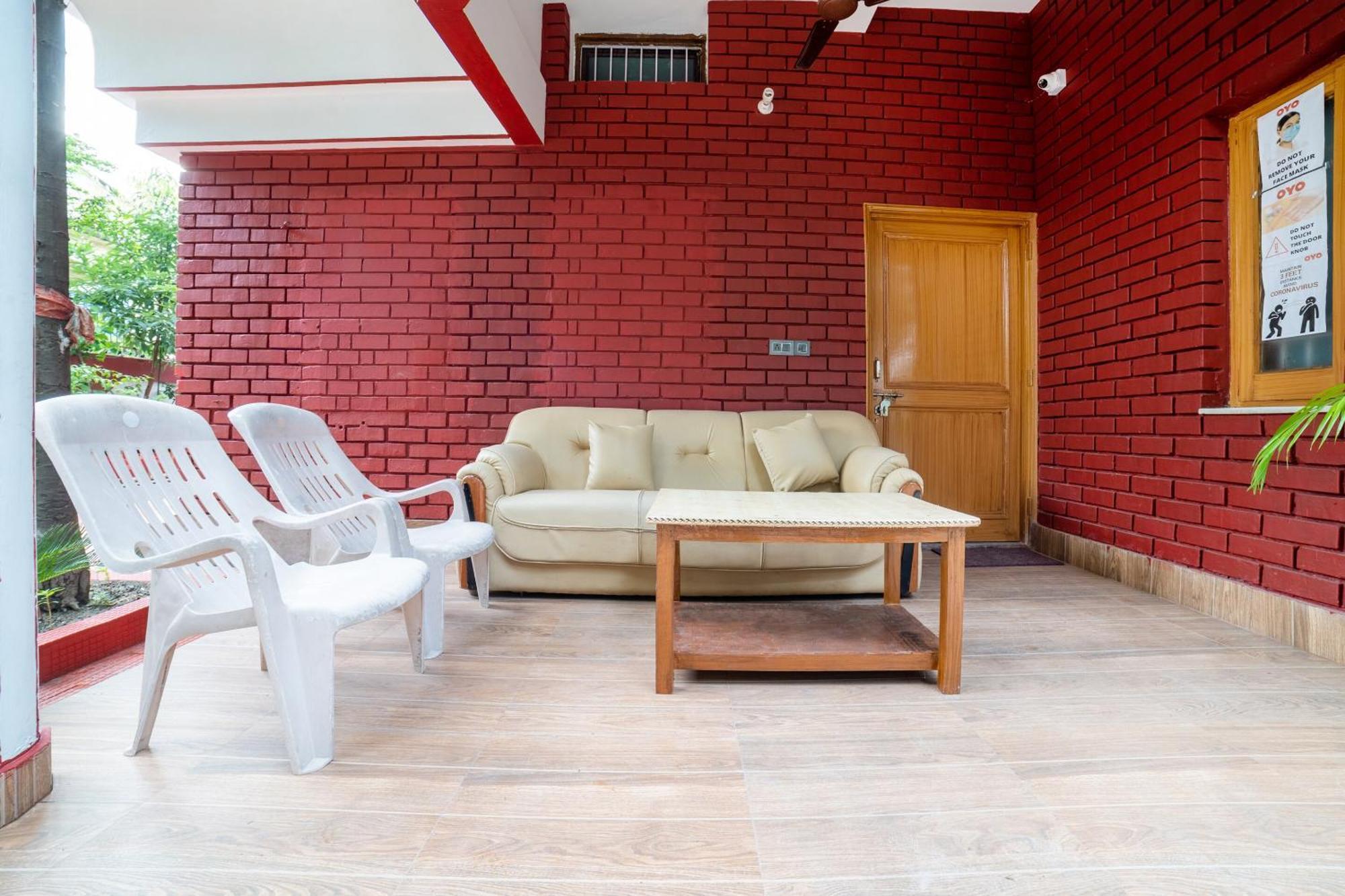 Hotel O Home Gautam Homestay Dehradun Esterno foto