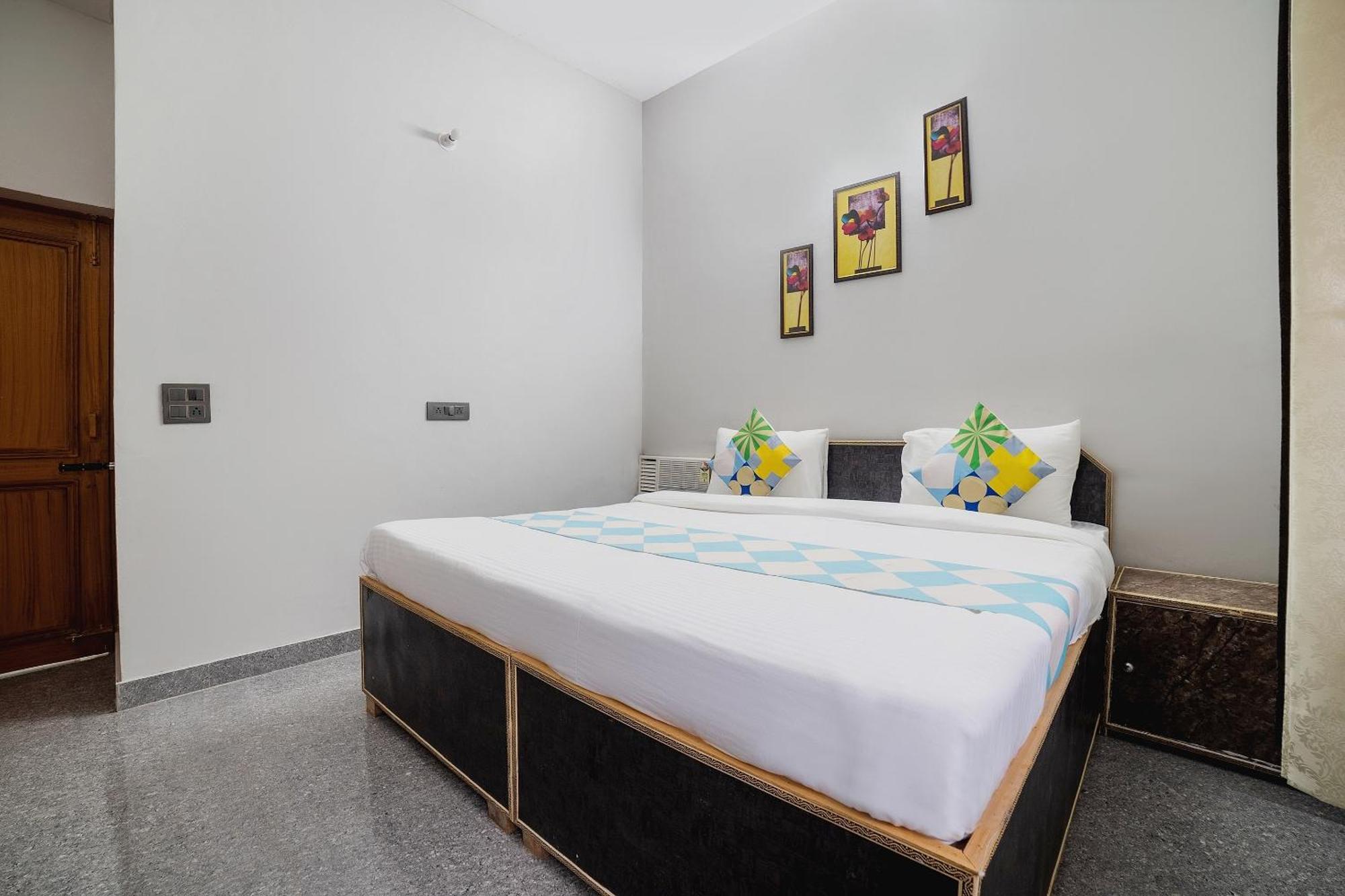 Hotel O Home Gautam Homestay Dehradun Esterno foto
