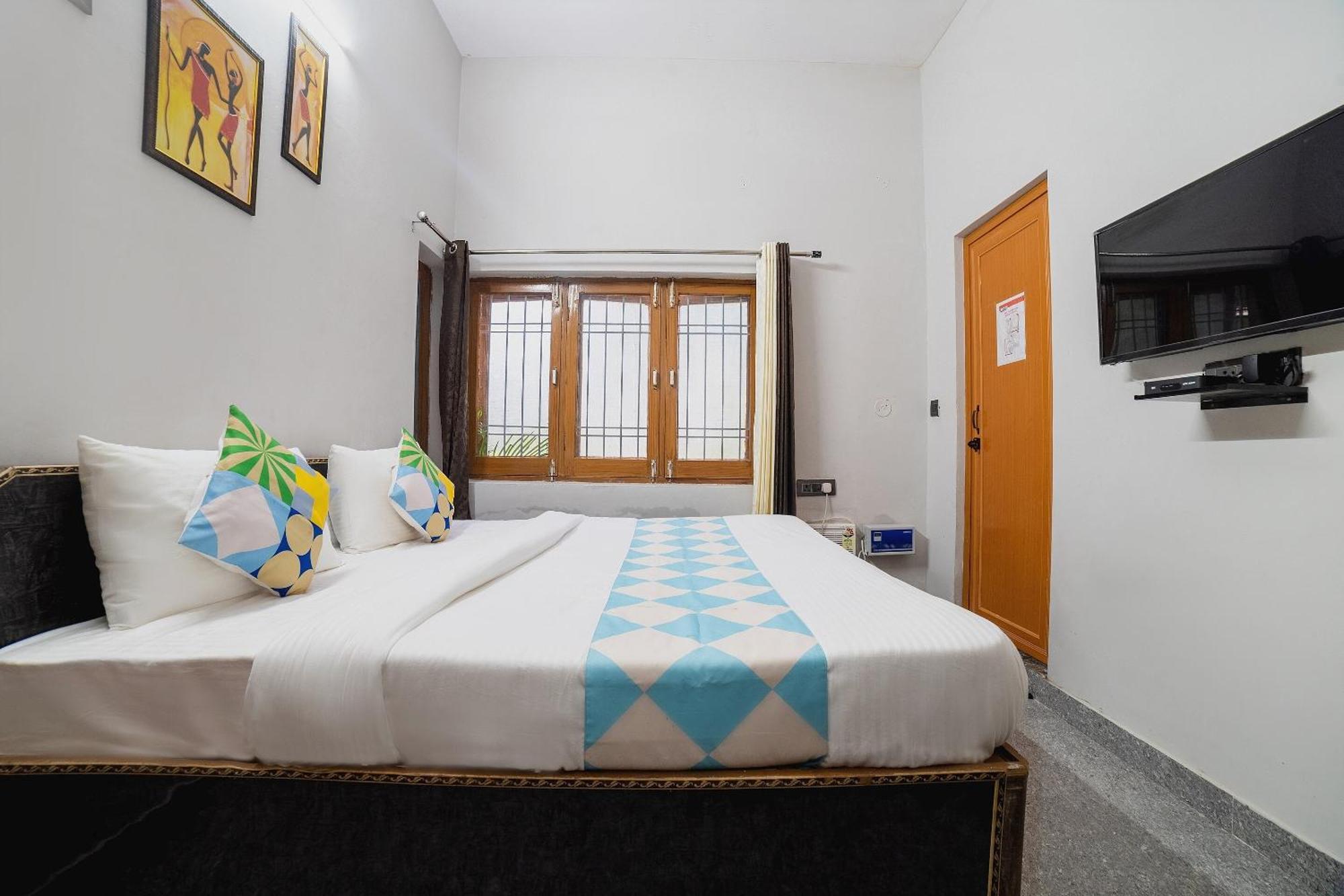 Hotel O Home Gautam Homestay Dehradun Esterno foto